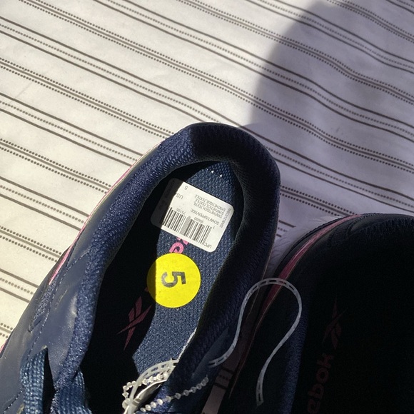 Reebok sneakers - Picture 6 of 6